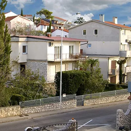 Marijana, Free Parking *