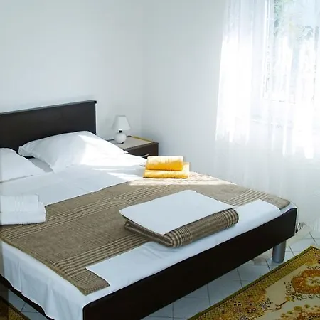 Apartment Marijana Selce